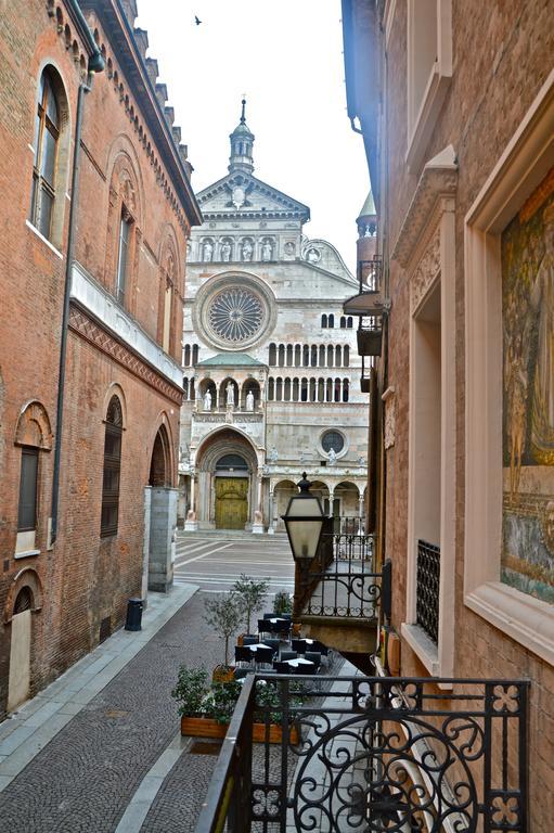 Hotel Duomo Cremona Exterior foto
